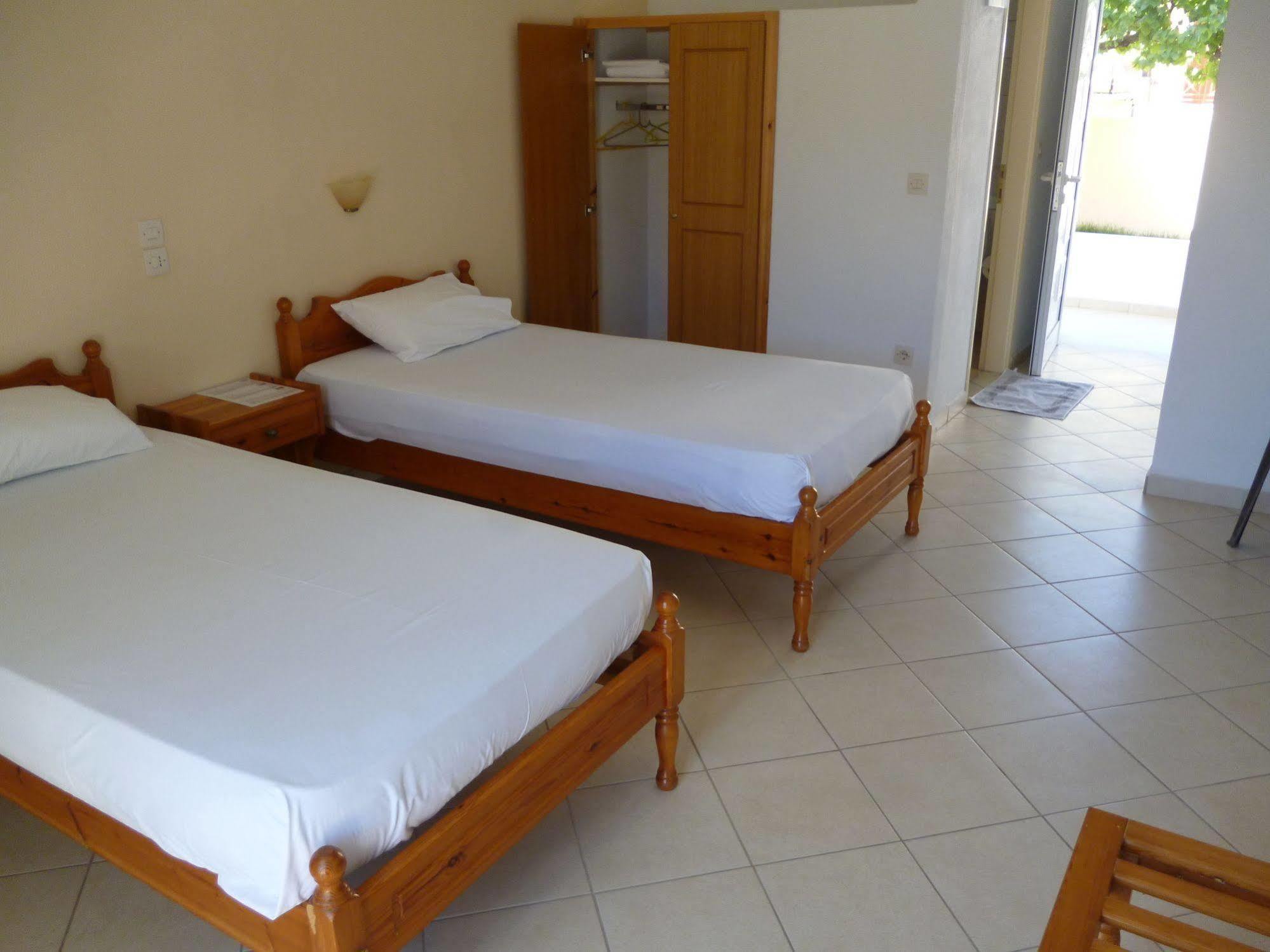 Despoina Aparthotel Skiathos Town Ngoại thất bức ảnh